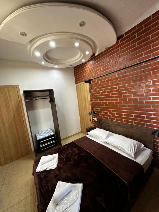 Lucas Hotel Tbiliszi Kültér fotó