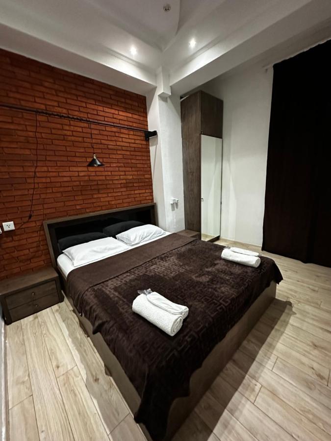 Lucas Hotel Tbiliszi Kültér fotó