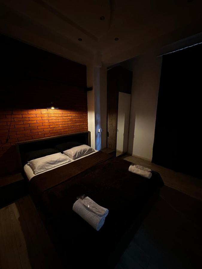 Lucas Hotel Tbiliszi Kültér fotó