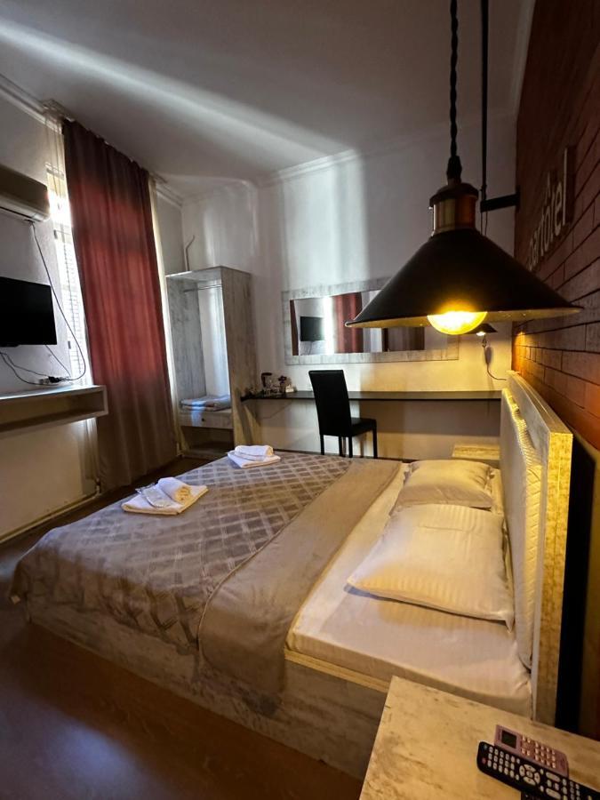 Lucas Hotel Tbiliszi Kültér fotó